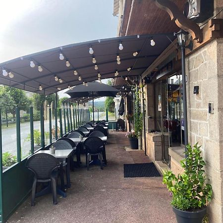 Auberge Du Bois De L'Etang - Motel Les Tilleuls Peyrat-le-Chateau Exterior photo